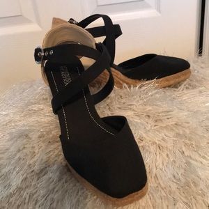 Kenneth Cole Espadrilles